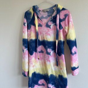 Absolutely Famous Tie Dye Hoodie | MEDIUM